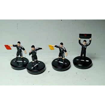 Zeugo Handpainted Referee figures with new Adidas stripes